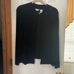 Woman’s jacket/cardigan